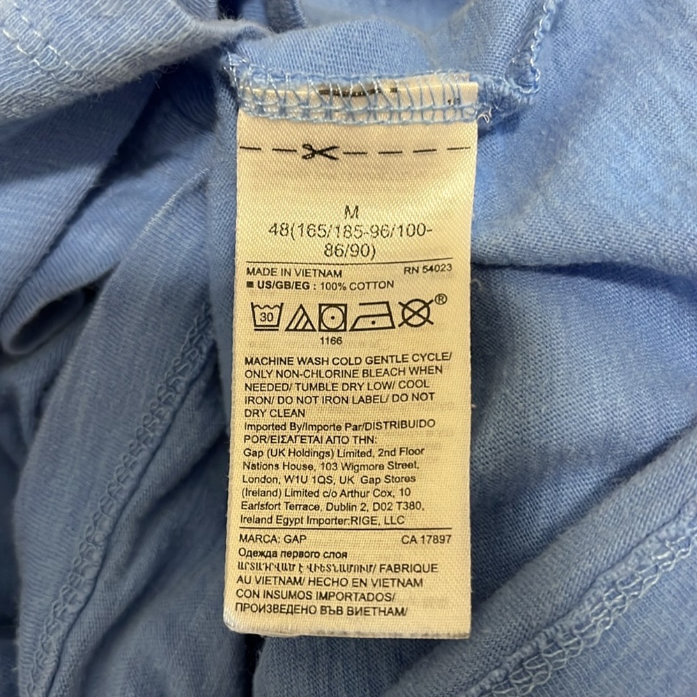 GAP Shirt - Picture 9 of 12